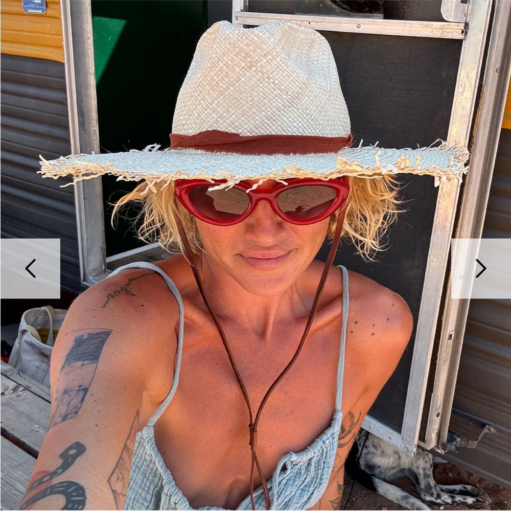 Minga x Brianna Madia The Tiki Hat XL